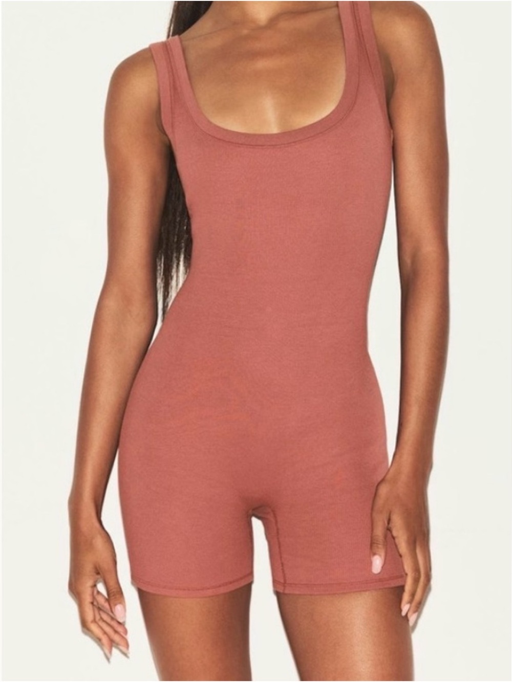 SKIMS Ribbed Scoop-Neck
Romper in Rosewood Ribbed Cotton-Blend size L Large nwot